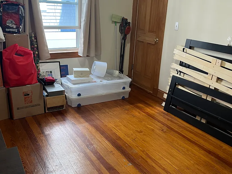 41 Montfern Ave — Photo 8