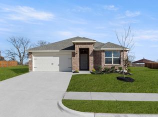 7704 Kingfisher Rd, Aubrey, TX 76227