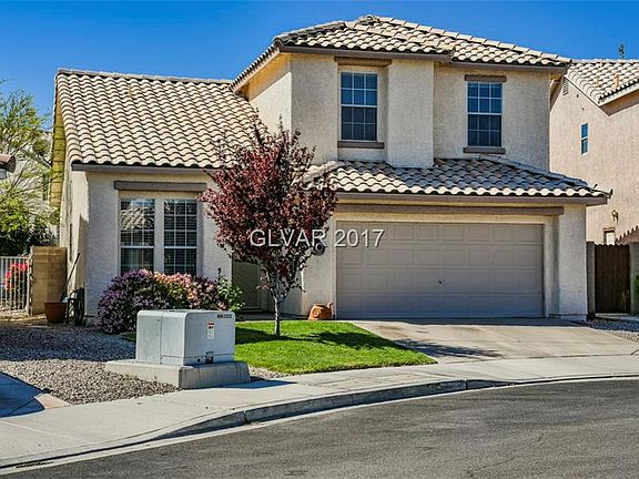 3rd image of 8041 Sweet Clover Ct