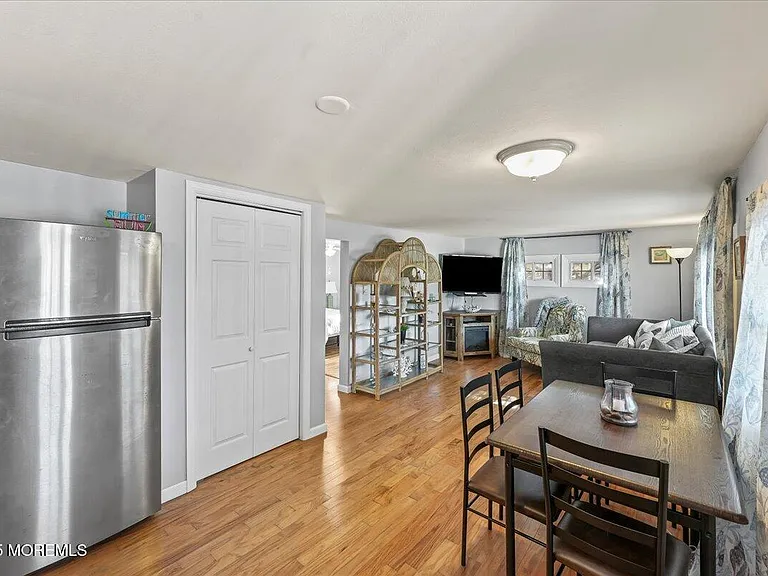 273 N 12th St #1 — Photo 10