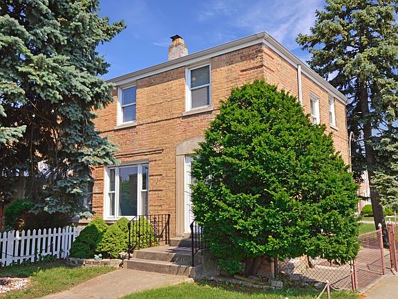 2nd image of 9052 W Grand Ave