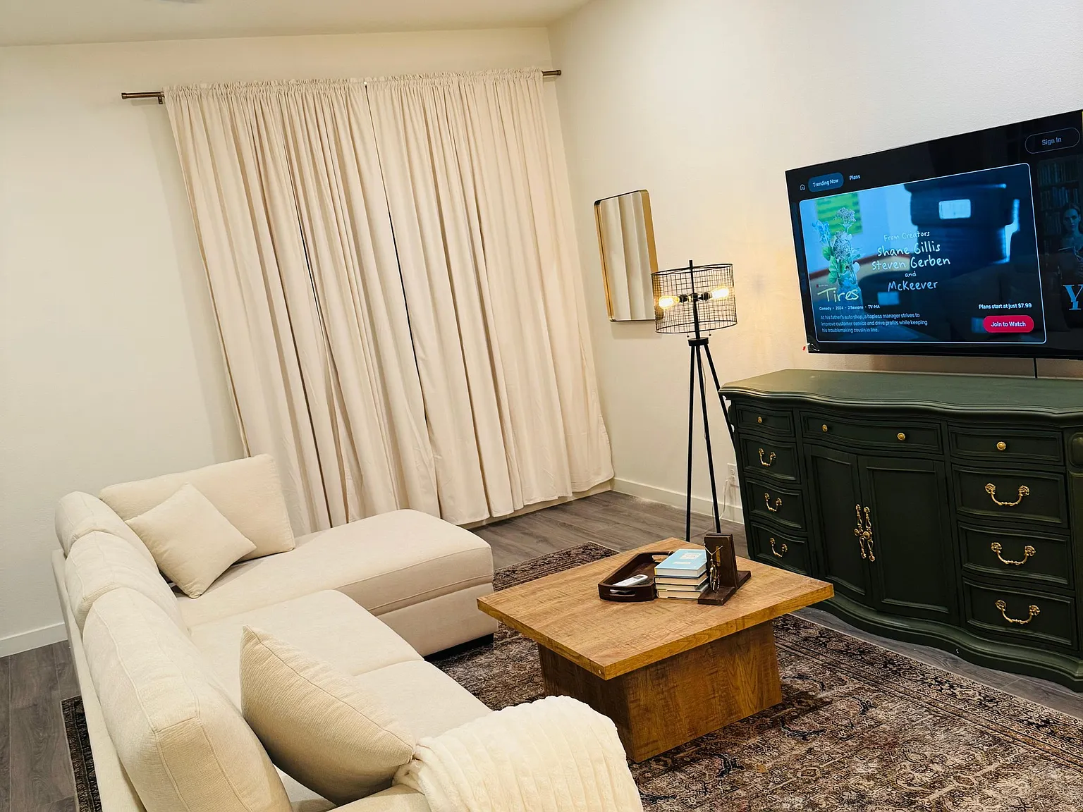 3 bed, 1438 sqft, $1,699 — Photo 3