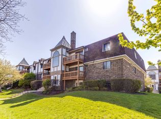 140 S La Londe Ave APT 1E, Addison, IL 60101