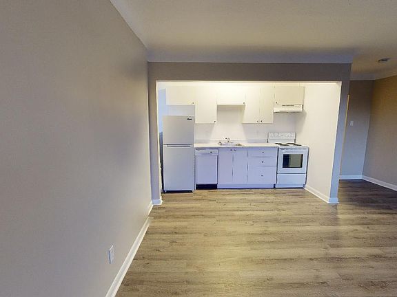 5th image of 1073 Hollington St #102