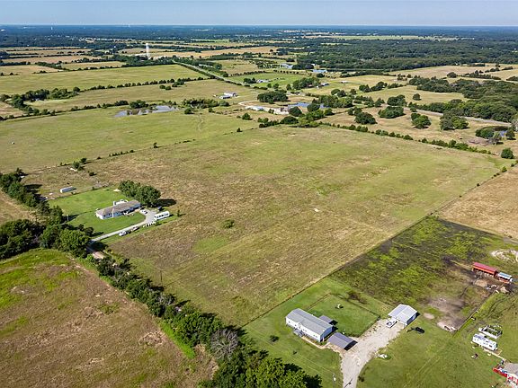 3rd image of 1401 County Road 2230