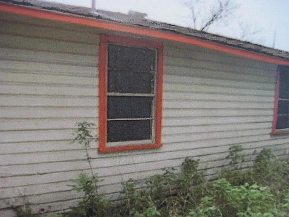 5th image of 8209 Bertwood St