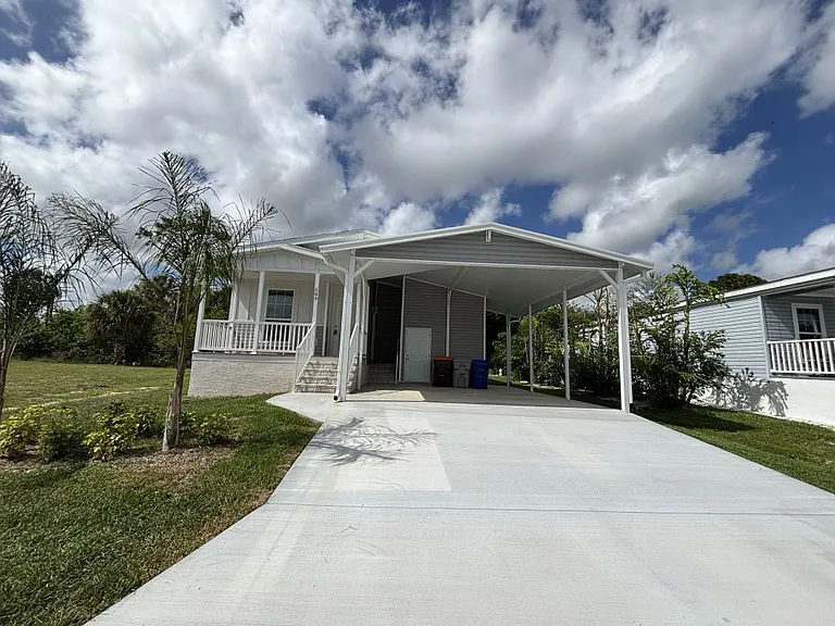 589 Johnathans Cay #589 — Photo 17