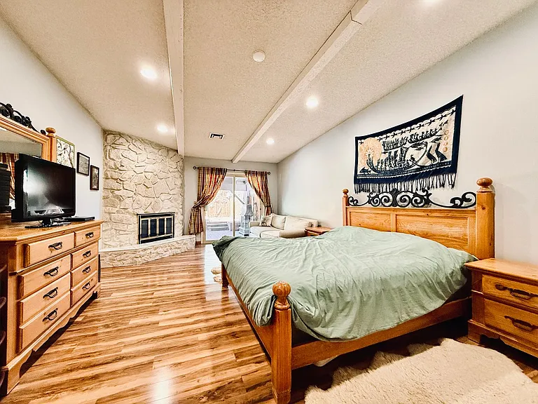 2212 Plaza Del Prado — Photo 33