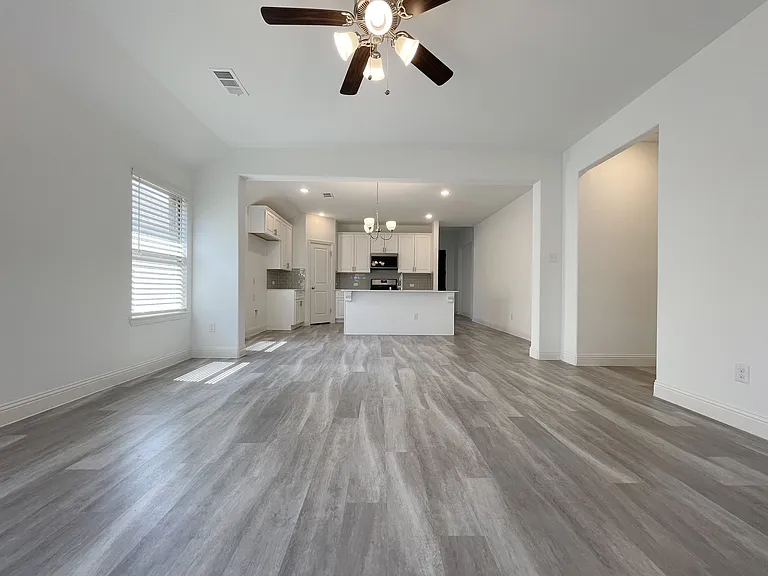 435 Tommie Lillian Ln — Photo 7