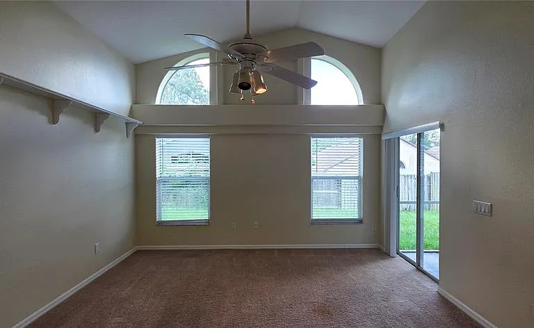 2546 Siena Way — Photo 22