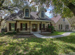 521 Rose Branch Dr, La Vernia, TX 78121