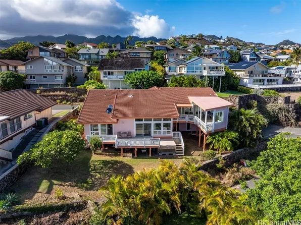 933 Kapoho Pl, Honolulu, HI 96825