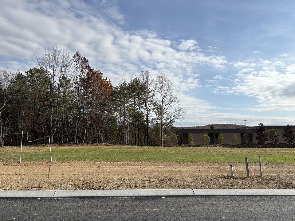 1st image of 60 Northside Dr