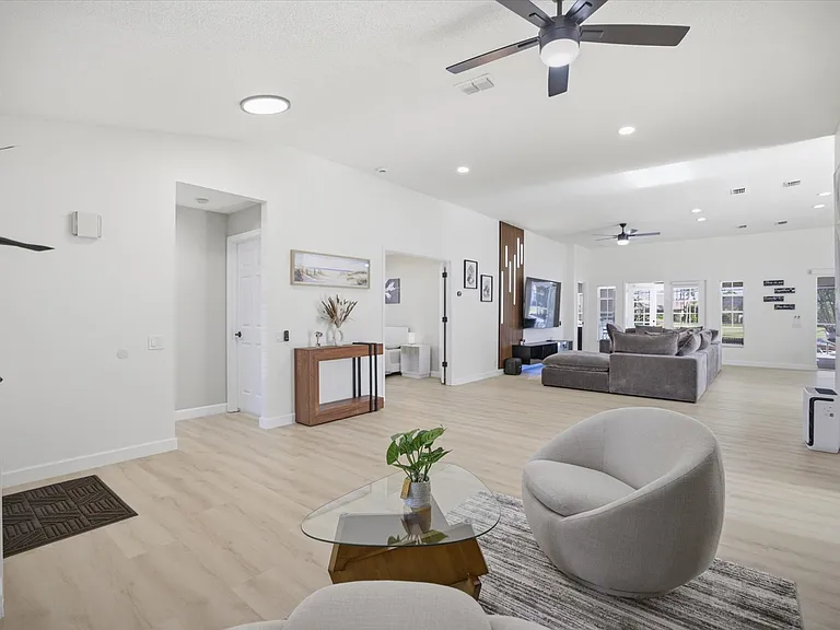 5829 Fairwoods Cir — Photo 22