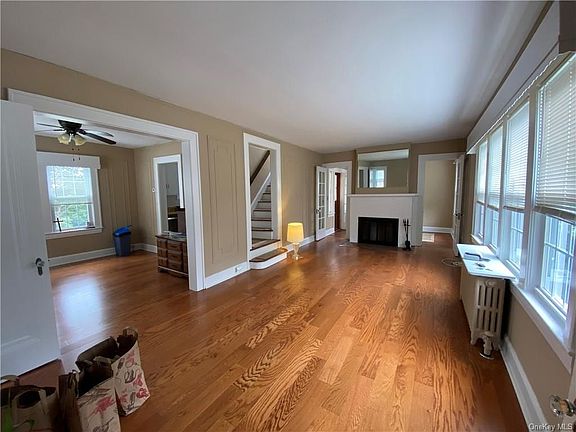 2nd image of 42 Albemarle Pl