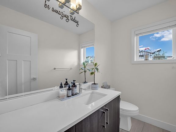 5th image of 9680 Alexandra Rd #59