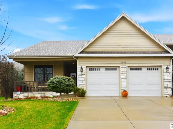 5802 N 158th St, Omaha, NE 68116