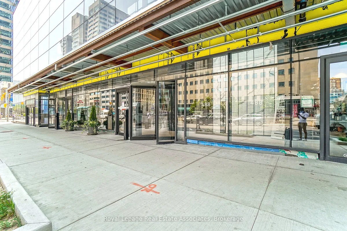 Building Photo - 488 University Ave #2302