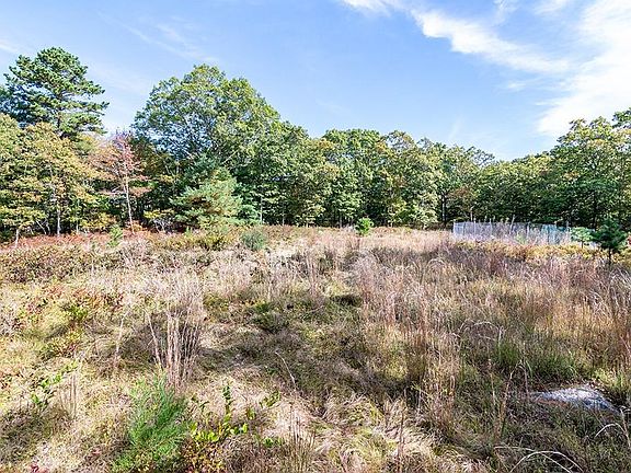 3rd image of 155 Kings Factory Rd