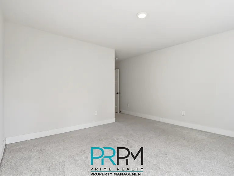 6 Thornfield Dr #1 — Photo 18