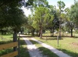 2320 Case Rd, Labelle, FL 33935