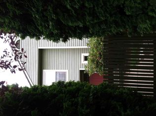 8028 16th Ave NE, Seattle, WA 98115