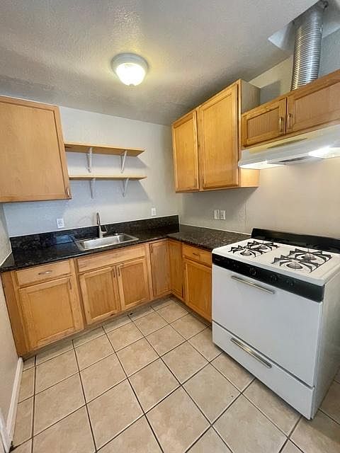 1st image of 5220 Imperial Ave