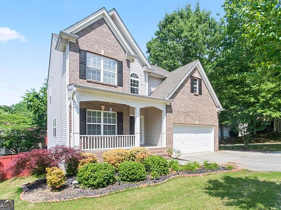 3rd image of 6005 Ambercrest Ct