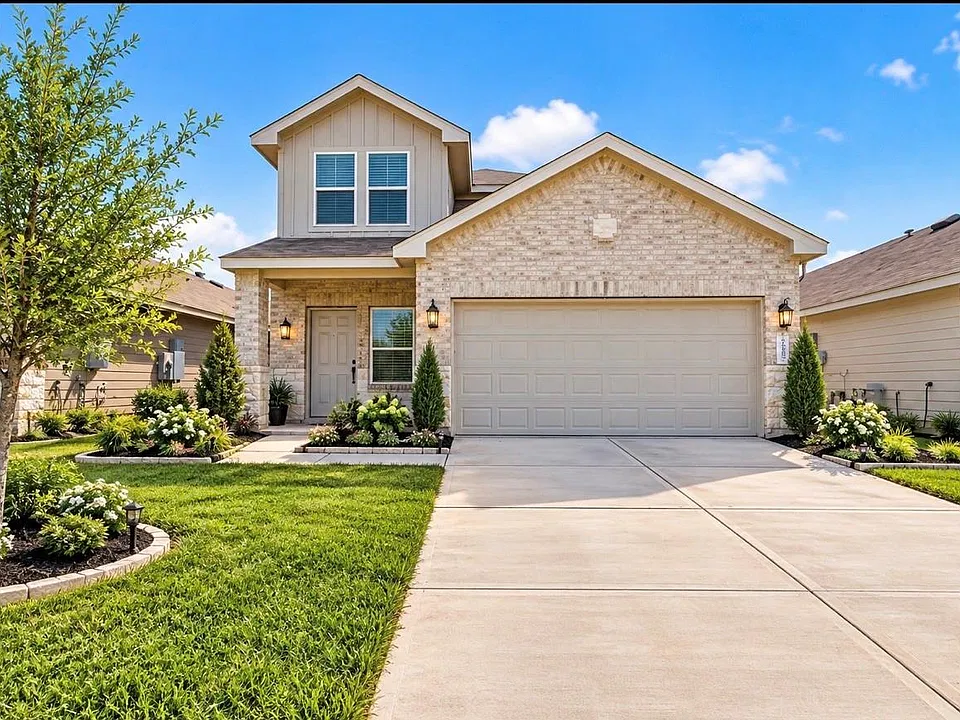 1726 Windstone Ridge Dr