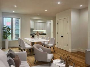 24-07 19th St #1F, Astoria, NY 11102