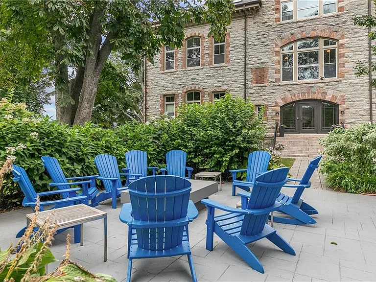 426 Spring St #B101 — Photo 25
