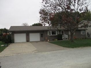 903 11th Ave, Durant, IA 52747