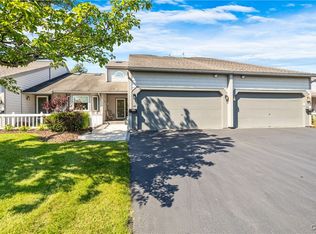 145 Summerhaven Dr S, East Syracuse, NY 13057
