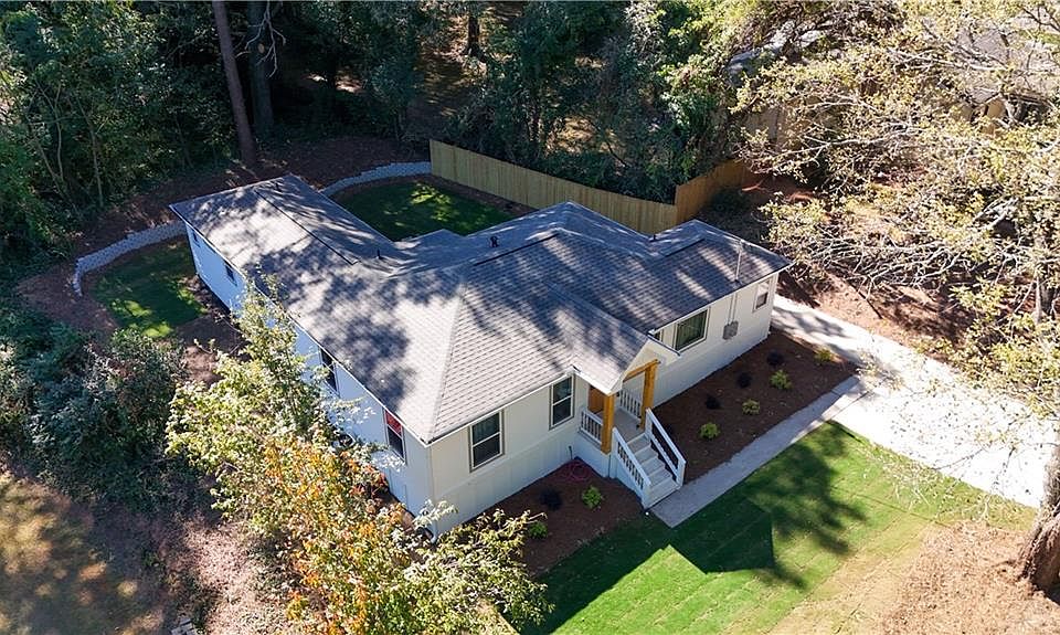 1st image of 2673 Midway Rd