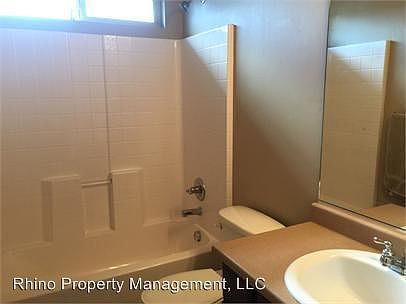 5th image of 709 W Pine View Dr