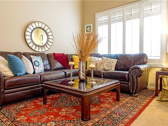 4th image of 1080 Leake Cir