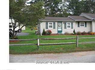 2 Nelson Dr, Preston, CT 06365