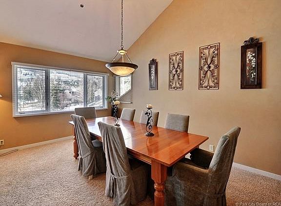 4th image of 1612 Deer Valley Dr N