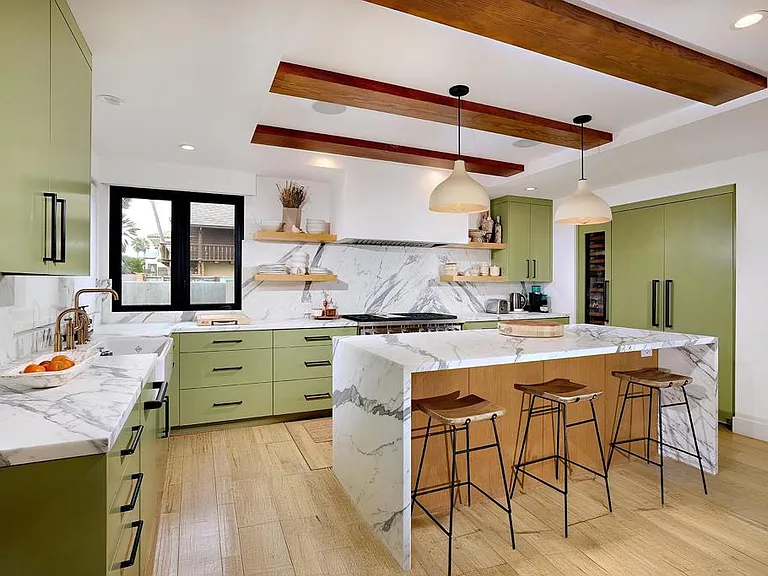 1472 Neptune Ave — Photo 9