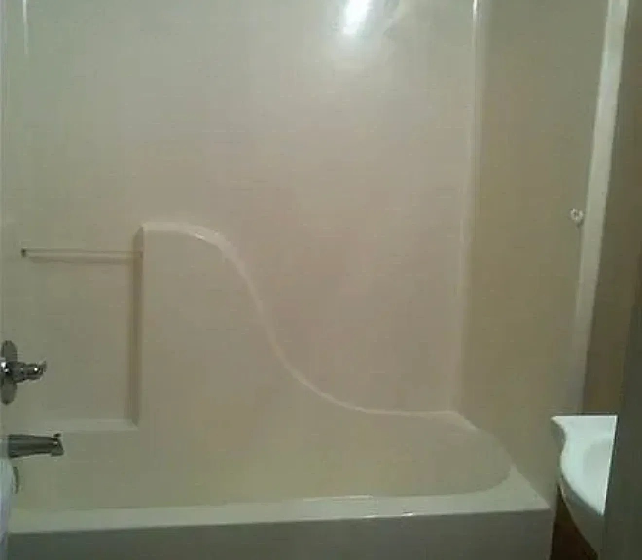 2 bed, 800 sqft, $1,200 — Photo 3