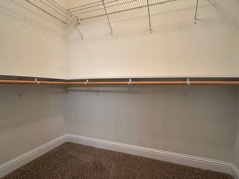 366 Vasche Ave — Photo 20