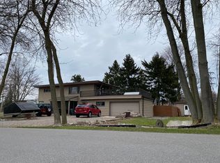 911 Sweeney St, North Tonawanda, NY 14120
