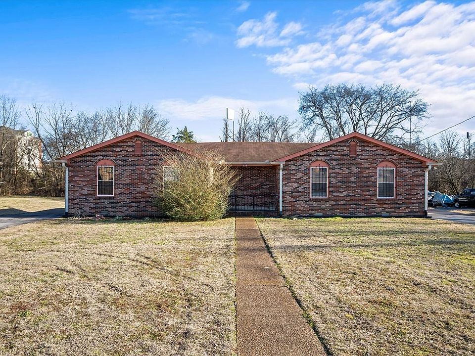 1st image of 135 Quita Cir