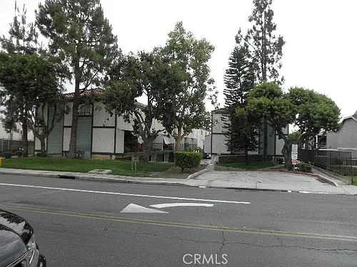 5195 Walnut St #4 Photo 1
