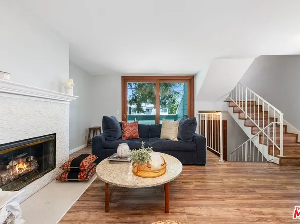 5811 Woodman Ave APT 1, Van Nuys, CA 91401