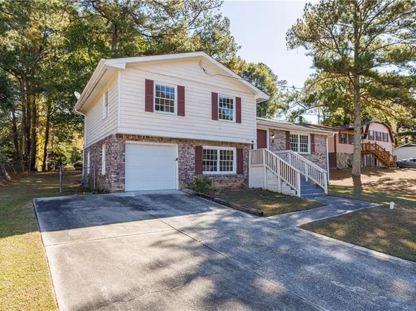 5755 Bearing Way, Atlanta, GA 30349