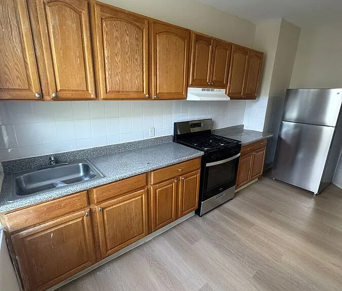 203 N 9th Ave #9 — Photo 9
