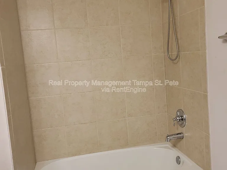 6409 Tillandsia Pl #6409 — Photo 26