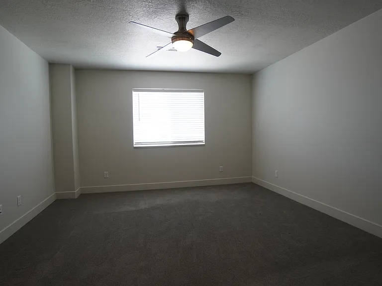 3942 S 3450 W — Photo 18