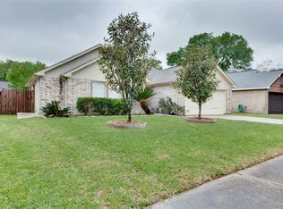 7219 Seton Lake Dr, Houston, TX 77086